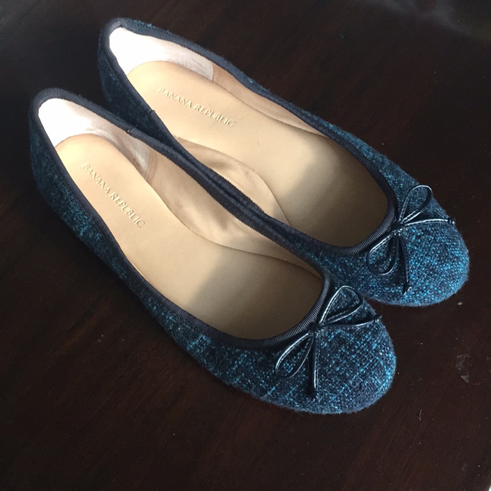 Banana Republic Blue Ballet Flats